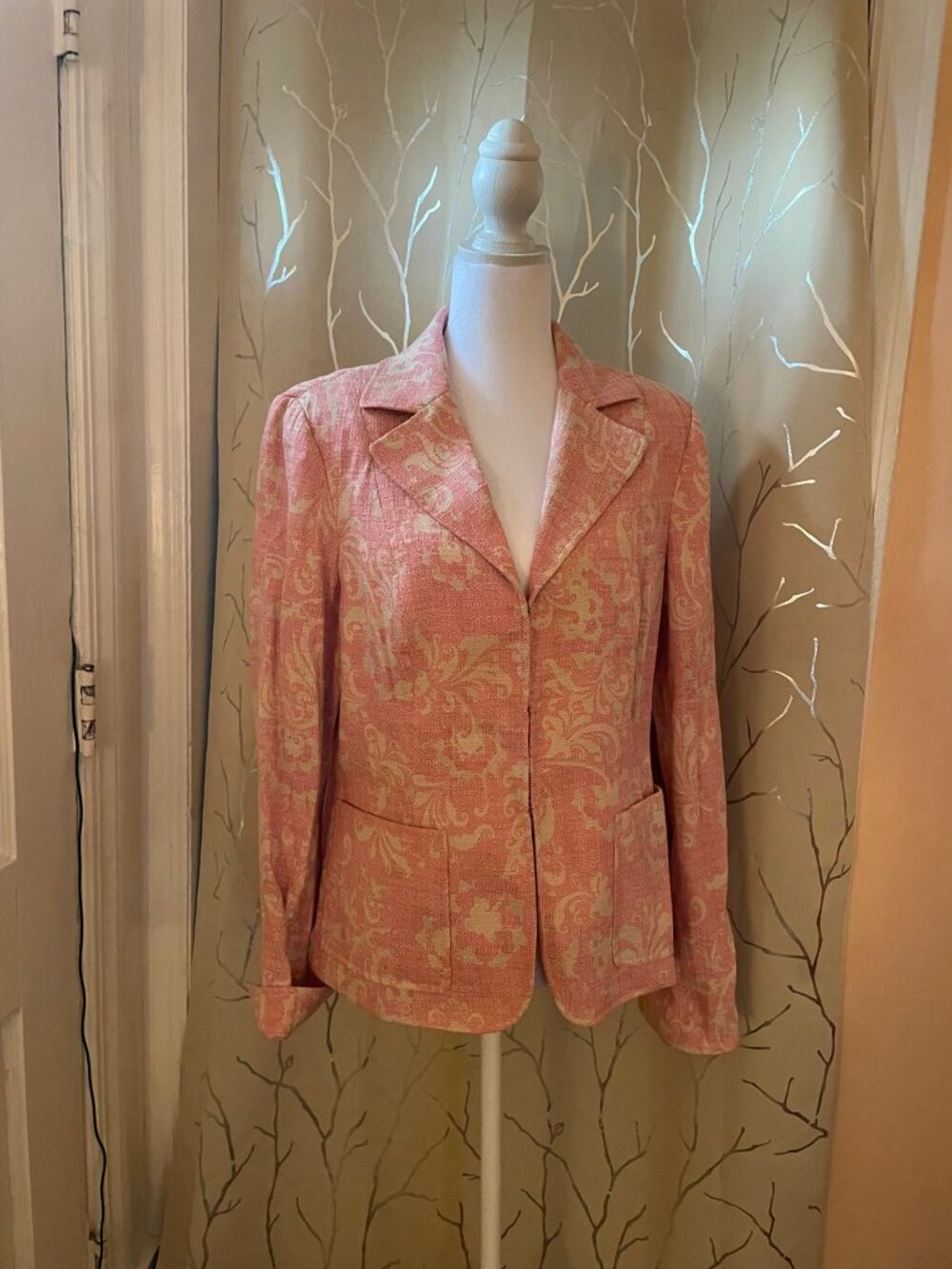 Doncaster PInk/Cream Skirt Suit w/POCKETS!!!